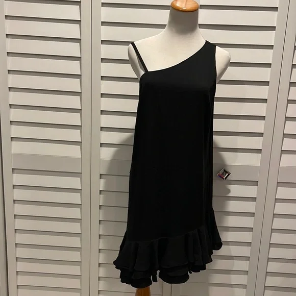 ALI & JAY | Dresses | Ali Jay Nwt Dress With Ruffles On Bottom Lined Perfect Cocktail Black Dress | Poshmark ALI & JAY | Dresses | Ali Jay Nwt Dress With Ruffles On Bottom Lined Perfect Cocktail Black Dress | Poshmark
